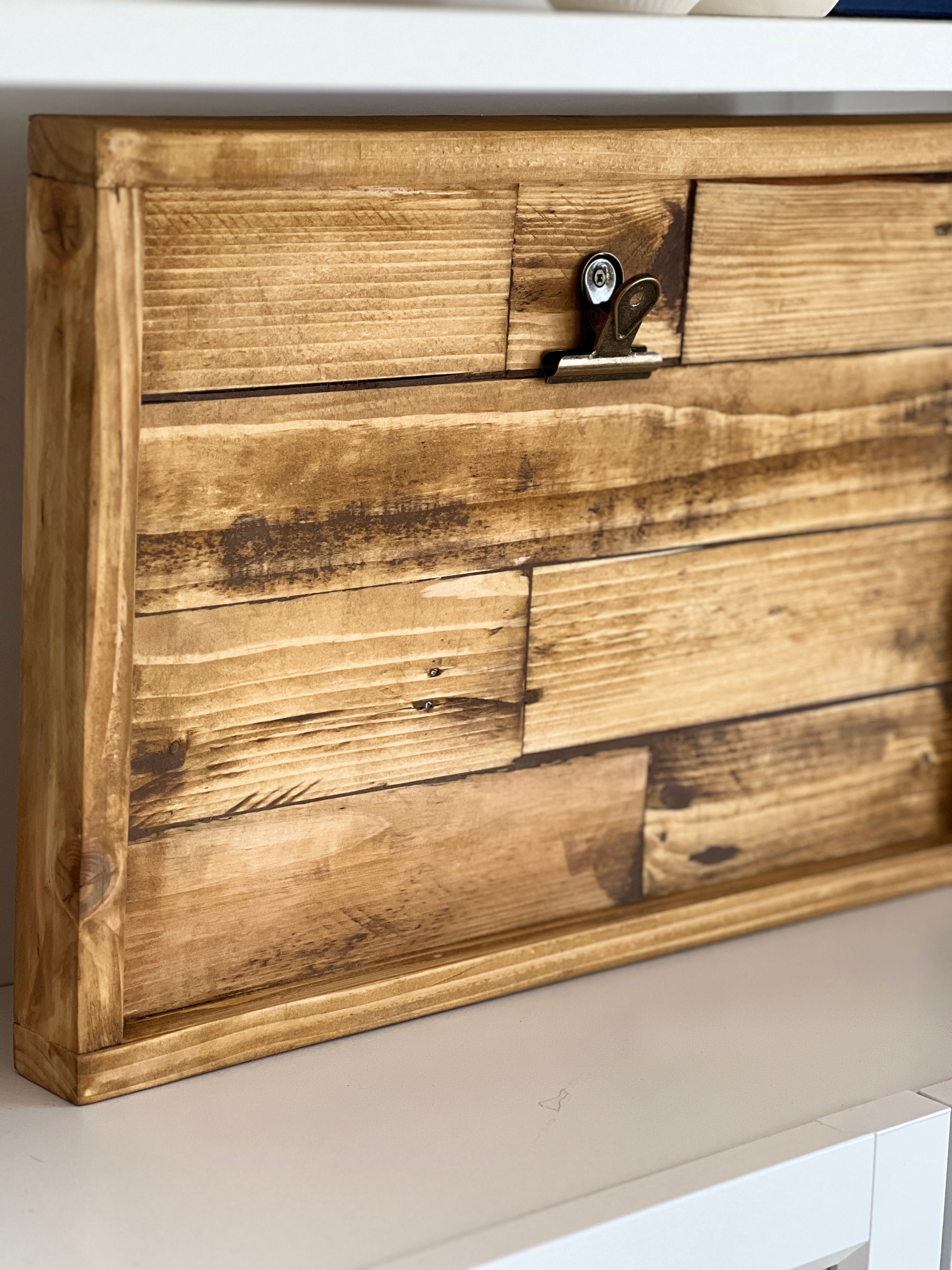 Reclaimed Wood Photo Frame – Rustic Pallet Wood Picture Holder with Clip image 12