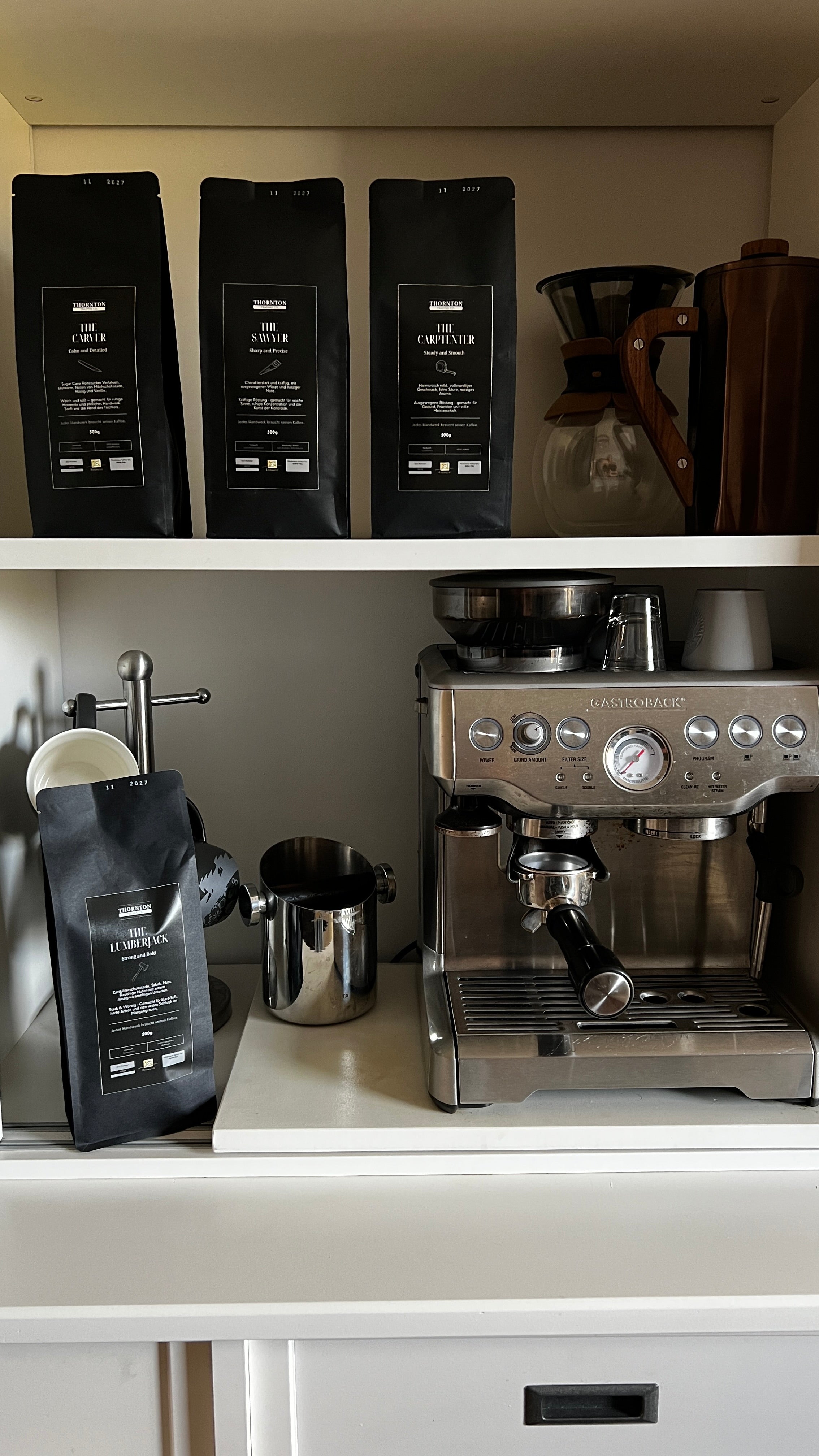 The Carpenter Coffee | Smooth & Balanced German Whole Bean Coffee | Mild Roas image 1