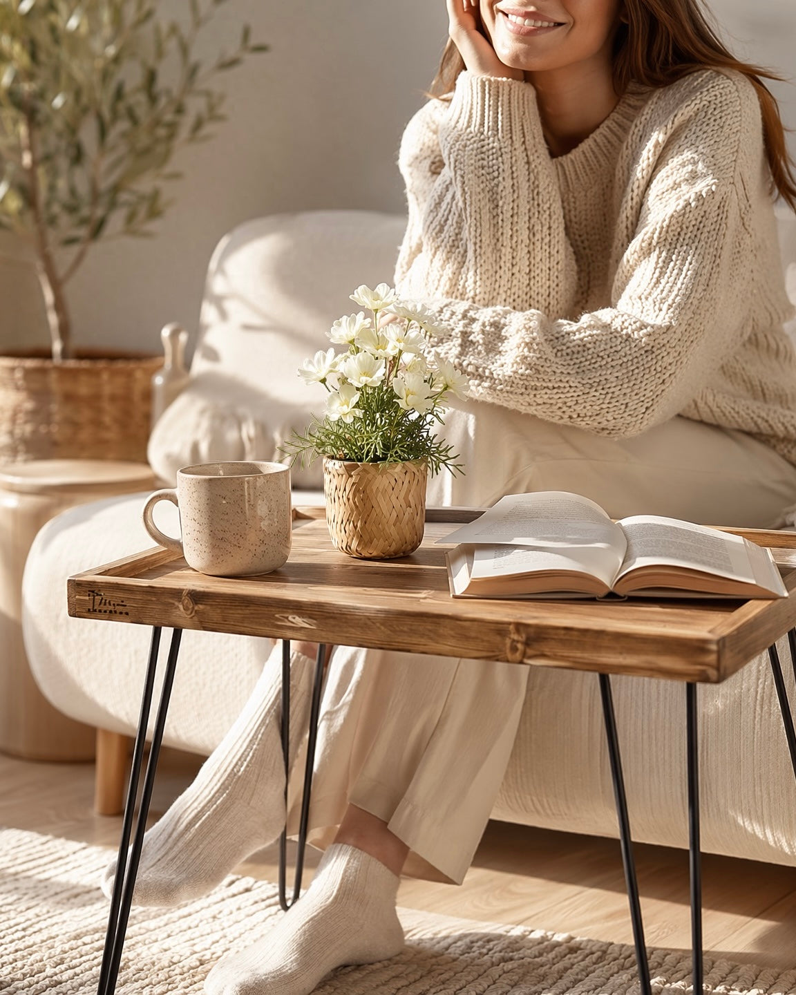 Couchtisch aus rustikalem Altholz – Beistelltisch aus Palettenholz